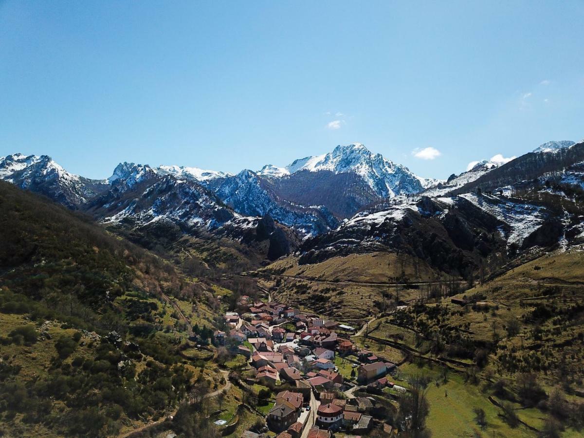 Vila El Hayedo De Argovejo Exteriér fotografie